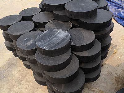 策勒县板式橡胶支座由若干层橡胶片与薄钢板经加压硫化